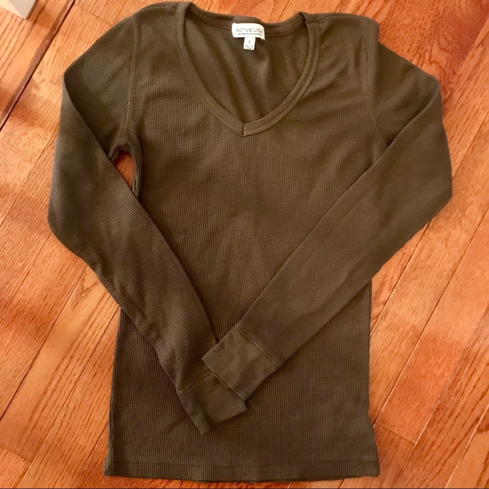 Active USA Green Thermal Long Sleeve Top